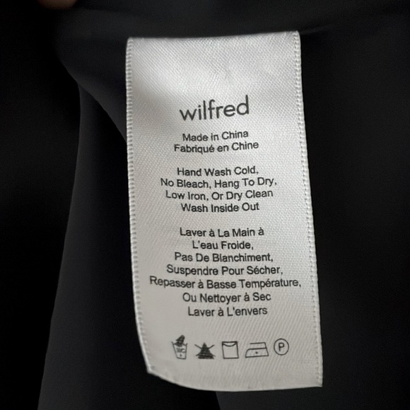 EUC Aritzia Wilfred pleated black waisted dress. Size M. - Picture 9 of 9